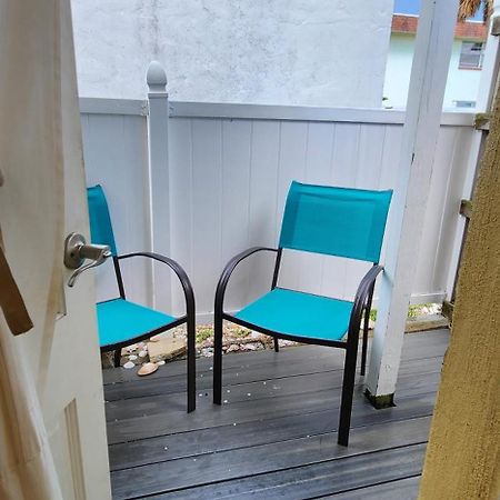 Cozy Beach Rental 1B/1B St. Pete Beach Buitenkant foto